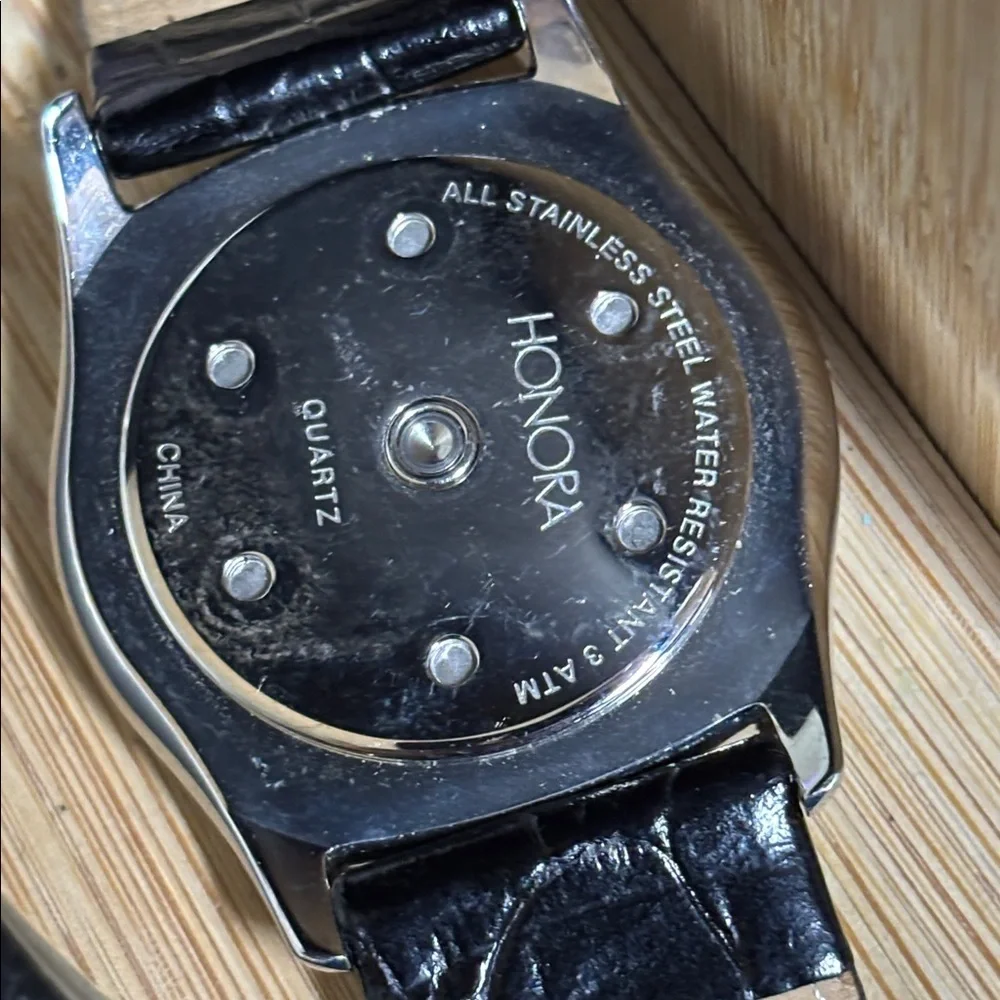 Honora Mother of Pearl Floating Black Pearls Watch Analog Quartz Stainless Steel